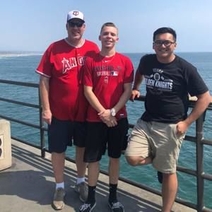 Meet your Posher, Chris